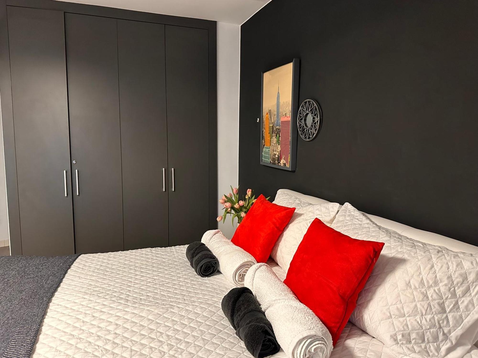 Excellent View Julia Apartment Alicante Bagian luar foto