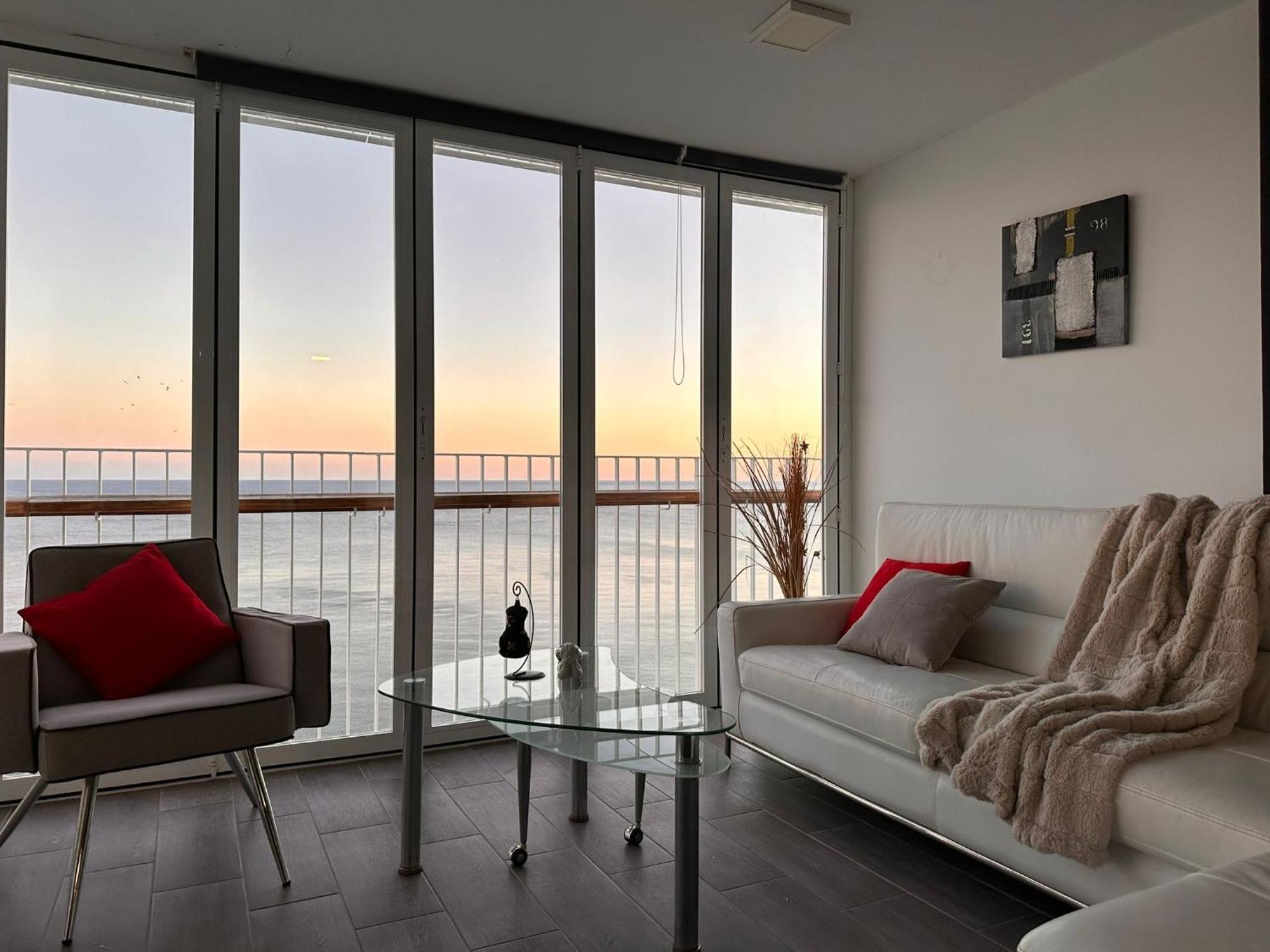 Excellent View Julia Apartment Alicante Bagian luar foto