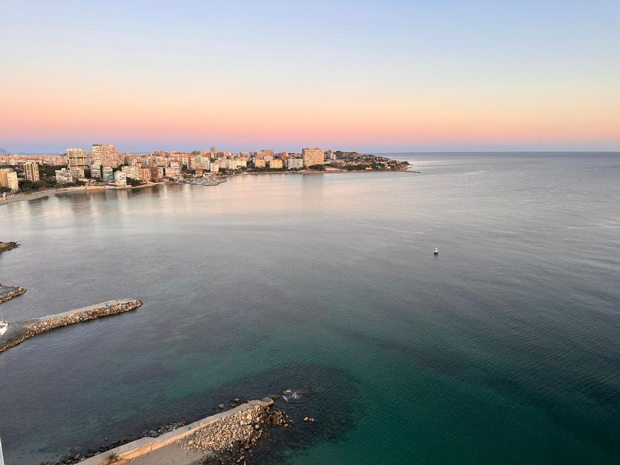Excellent View Julia Apartment Alicante Bagian luar foto