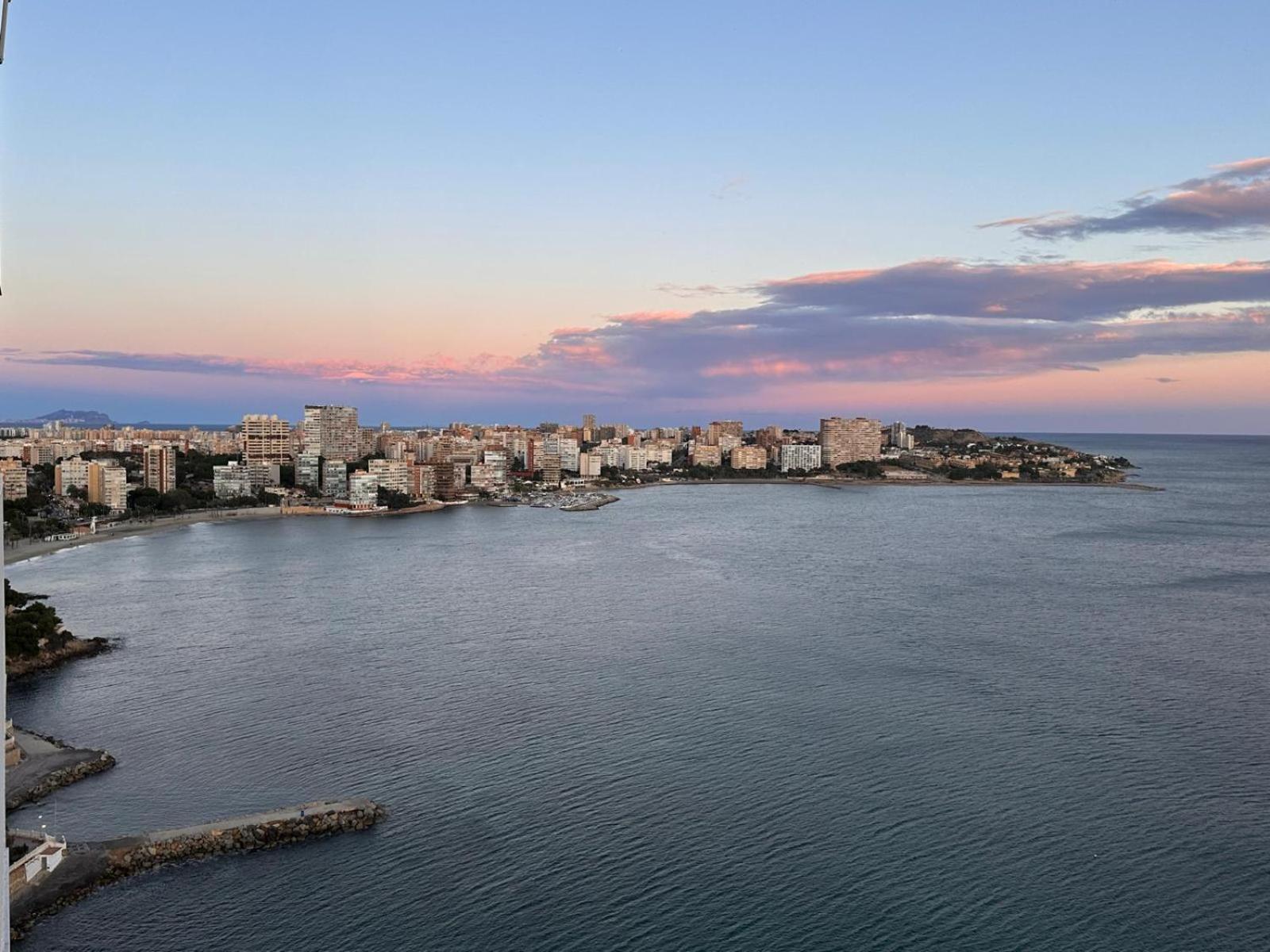 Excellent View Julia Apartment Alicante Bagian luar foto